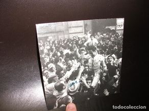 Tauromaquia: LITRI ZURITO J. HUERTA JIMENEZ BLANCO - FOTOGRAFIA VALENCIA FIRMADA POR CERDÁ TOROS SALIDA A HOMBROS